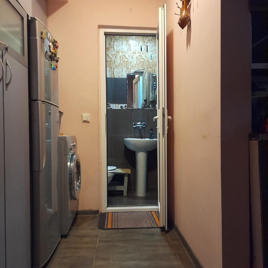 Historical apartment in city center  Tbilisi Esterno foto